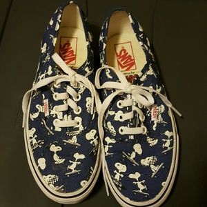 Snoopy Vans, 7.5 Women, 6 Men